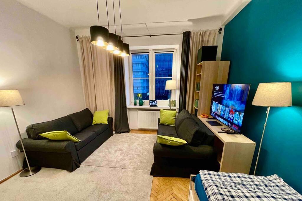 Super Square Metro X2 Fast Wifi 55'Tv Netflix Hbo Appletv+ Amazontv Apartment วอร์ซอ ภายนอก รูปภาพ